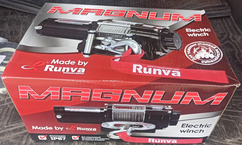 Электрическая лебедка для квадроцикла Runva EWG3500S со стальным тросом 3500 lbs / 1588 кг 12В